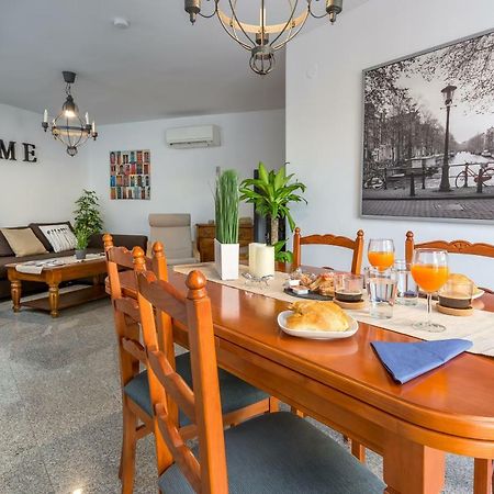 SF Carihuela Luxury Suite Torremolinos Bagian luar foto
