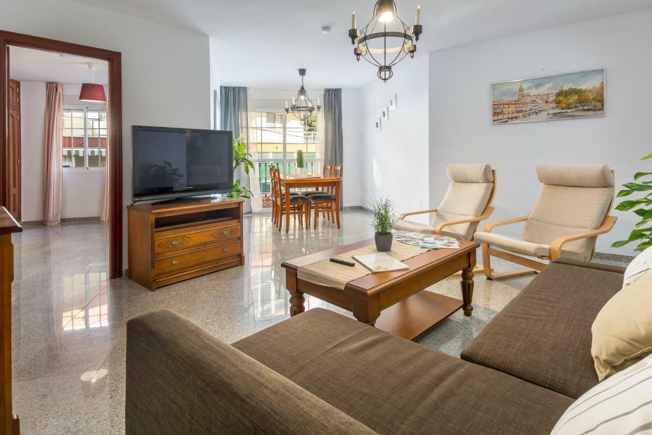 SF Carihuela Luxury Suite Torremolinos Bagian luar foto