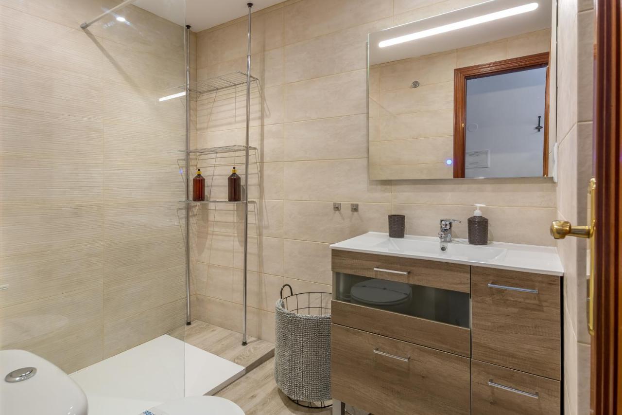 SF Carihuela Luxury Suite Torremolinos Bagian luar foto
